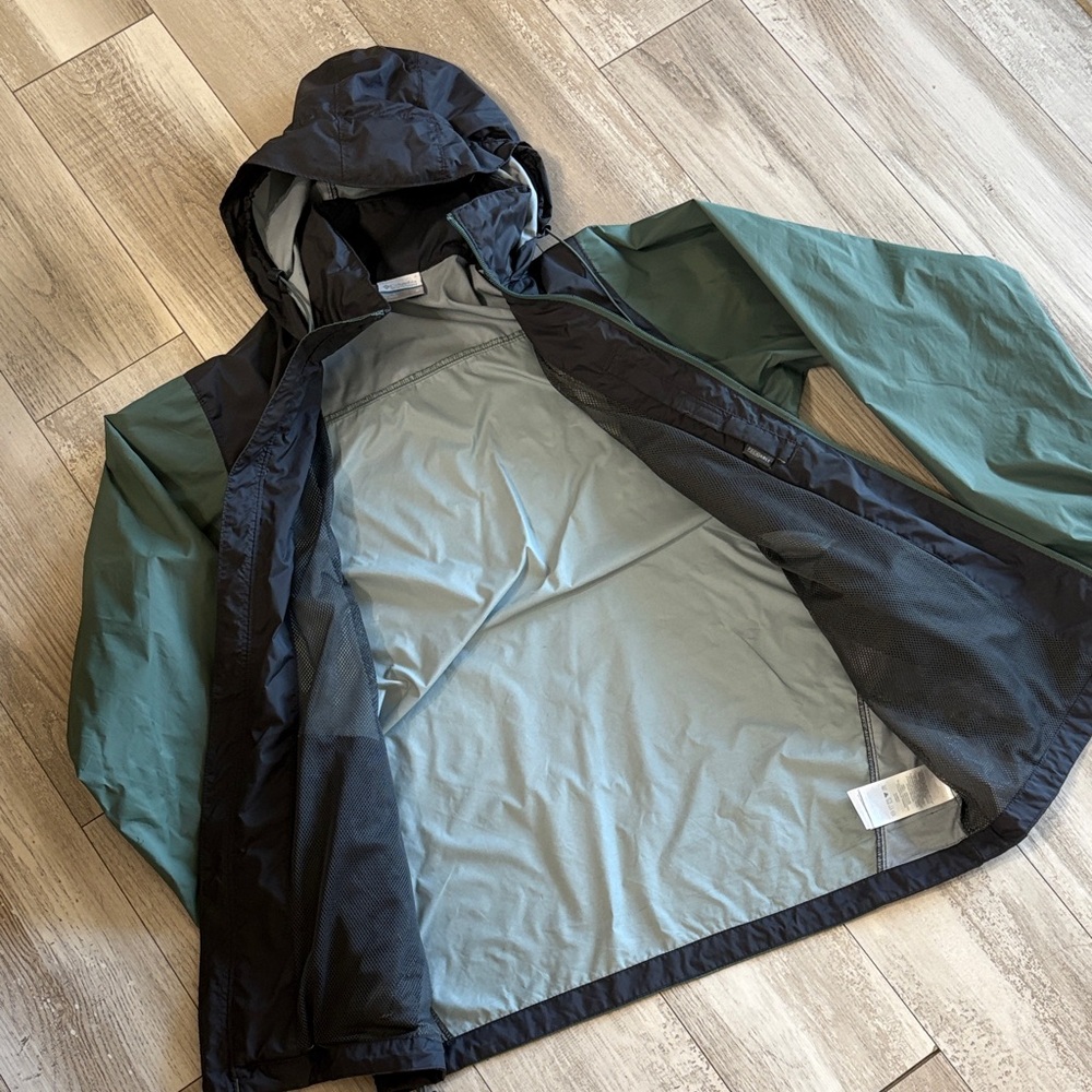 Columbia Jacket - Picture 5 of 9